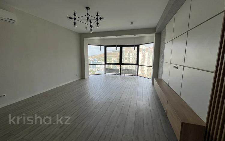 3-бөлмелі пәтер · 115 м² · 17/20 қабат, Снегина 32/1, бағасы: 115 млн ₸ в Алматы, Медеуский р-н — фото 2