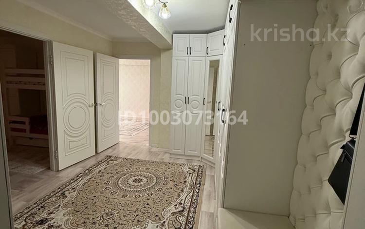 2-комнатная квартира · 69 м² · 9/24 этаж, мкр Юго-Восток, Бауыржан Момышулы 26/2 за 27.2 млн ₸ в Караганде, Казыбек би р-н — фото 2