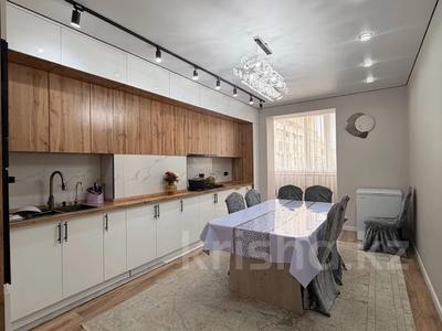 3-комнатная квартира · 128 м² · 1/6 этаж, 16-й мкр 82 за 48 млн ₸ в Актау