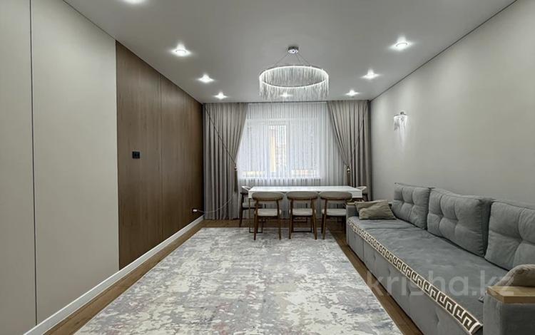 3-бөлмелі пәтер · 100 м² · 3/5 қабат, Алтын орда ш/а., Тауелсиздик, бағасы: 41 млн ₸ в Актобе, мкр. Алтын орда — фото 2