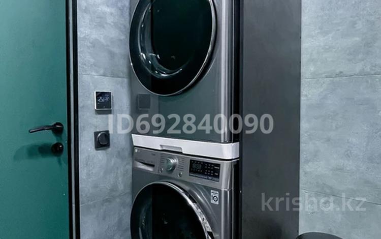 2-комнатная квартира · 65 м² · 30/33 этаж, Аль Фараби 9 за 727 000 ₸ в Алматы, Бостандыкский р-н — фото 39