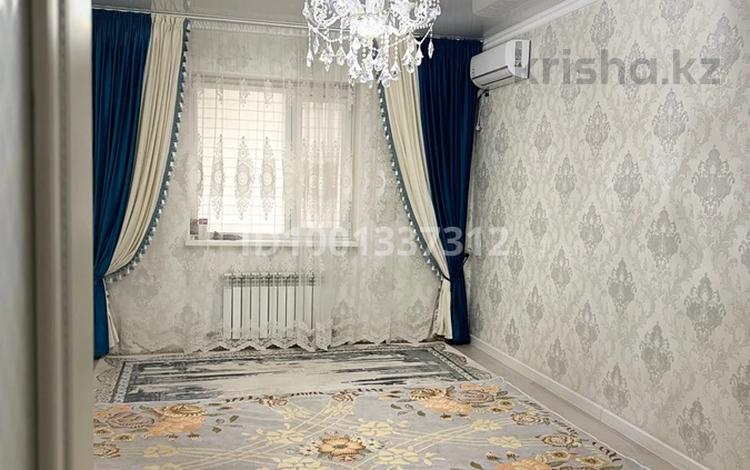 5-комнатная квартира · 120 м² · 1/6 этаж, 32В мкр 8 за 32 млн 〒 в Актау — фото 2