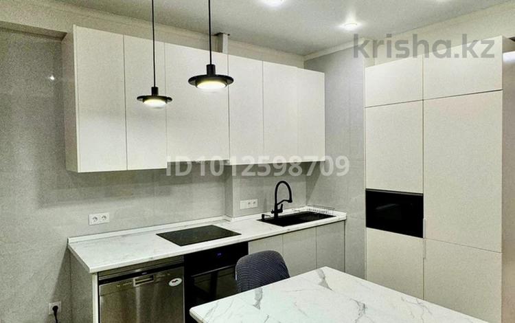 3-комнатная квартира · 69.4 м² · 2/10 этаж, Катаева 218 — Утепова/Розыбакиева за 72 млн ₸ в Алматы, Бостандыкский р-н — фото 2
