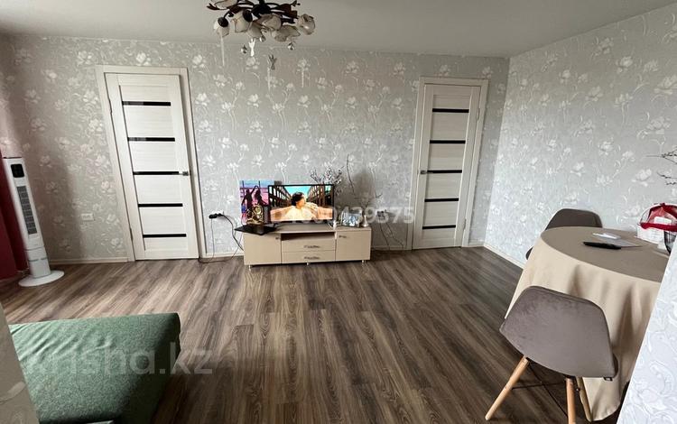3-бөлмелі пәтер · 42.6 м² · 4/4 қабат, Некрасова 81 — Жанкожа Батыра, бағасы: 13.5 млн ₸ в Актобе, мкр. Курмыш — фото 2
