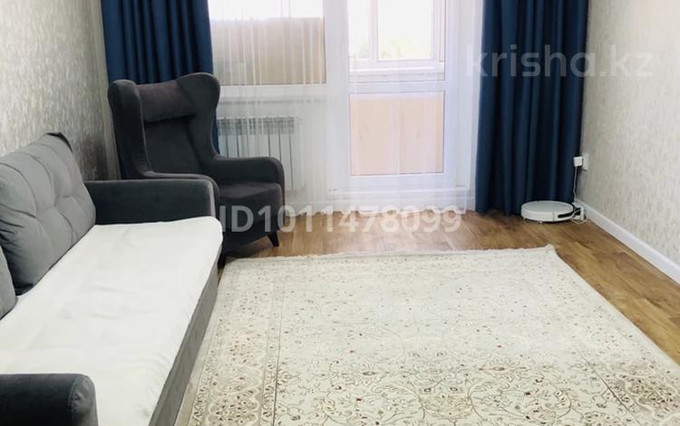 1-бөлмелі пәтер · 40 м² · 9/9 қабат, 10-й мкр. 2, бағасы: 18 млн ₸ в Аксае — фото 2