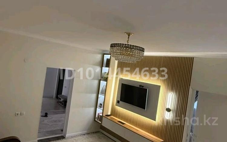 Жеке үй · 4 бөлме · 230 м² · 8 жүзд., Өркен ш/а., Бимакова 7 а, бағасы: 35 млн ₸ в Атырау, мкр Оркен — фото 3