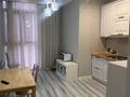 2-комнатная квартира · 55 м² · 17/19 этаж, Шахтеров 52б за 230 000 ₸ в Караганде, Казыбек би р-н — фото 2