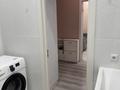 2-комнатная квартира · 55 м² · 17/19 этаж, Шахтеров 52б за 230 000 ₸ в Караганде, Казыбек би р-н — фото 8