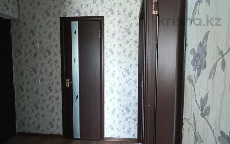2-комнатная квартира, 37.5 м², 3/5 этаж, мкр Восток за 17 млн 〒 в Шымкенте, Енбекшинский р-н — фото 2
