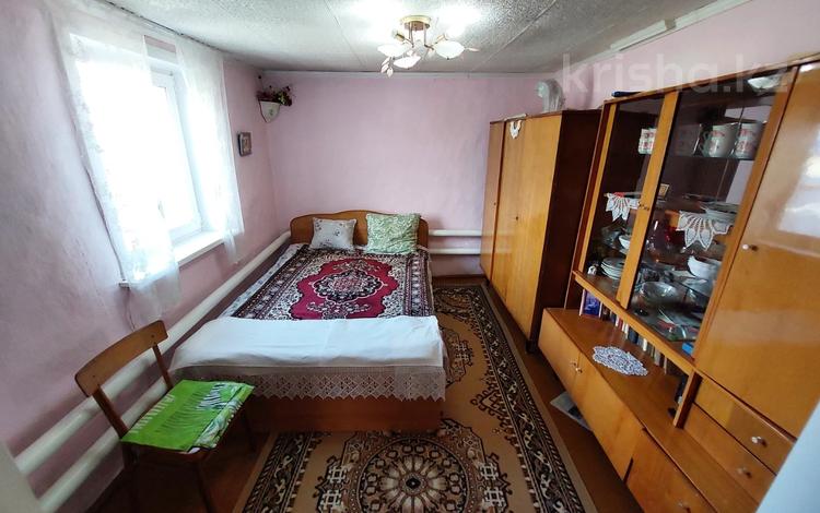 Отдельный дом · 3 комнаты · 59 м² · 6.5 сот., Парижской коммуны за 14.5 млн ₸ в Петропавловске — фото 2