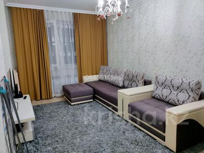 2-комнатная квартира, 60 м², 11 этаж помесячно, Кабанабай батыра 48 за 240 000 〒 в Астане, Есильский р-н