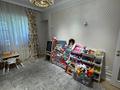 4-бөлмелі пәтер · 138 м² · 4/4 қабат, Кунаева — Курмангазы, бағасы: 210 млн ₸ в Алматы, Медеуский р-н — фото 10