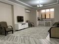 2-комнатная квартира, 80 м², 7/17 этаж посуточно, Кунаева 39 за 25 000 〒 в Шымкенте, Аль-Фарабийский р-н