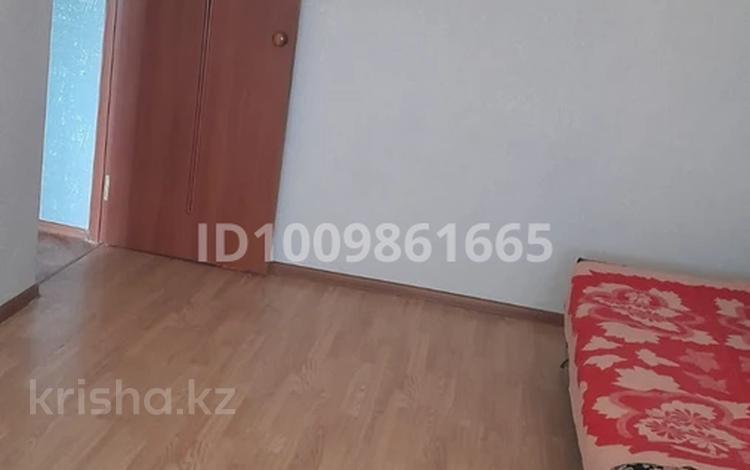 1-комнатная квартира · 30 м² · 5/5 этаж, мкр 8, Гришина 72/1 за 7 млн ₸ в Актобе — фото 2