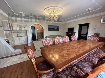 3-бөлмелі пәтер · 120 м² · 19/21 қабат, Сатпаева 30а, бағасы: 600 000 ₸ в Алматы