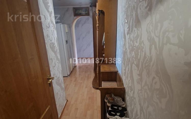 3-бөлмелі пәтер · 62 м² · 4/9 қабат, Юго-Восток ш/а. 11 — Муканова, бағасы: 25 млн ₸ в Караганде, Казыбек би р-н — фото 2