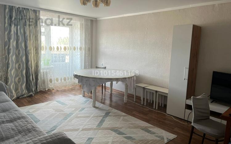 2-бөлмелі пәтер · 60 м² · 2/3 қабат, Оспанова — Рядом ЦОН, Казпочта, школы, детсады, магазины, бағасы: 14 млн ₸ в Жанаарка — фото 2