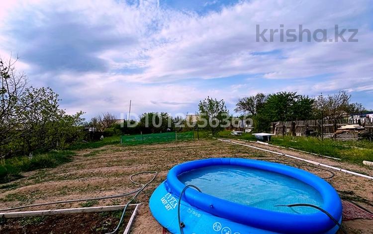 Дача · 2 комнаты · 60 м², 1 водоколонка 4 линия за 40 000 ₸ в Балхаше — фото 3