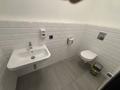 Медцентры и аптеки · 220 м² за ~ 310 млн ₸ в Алматы, Медеуский р-н — фото 4