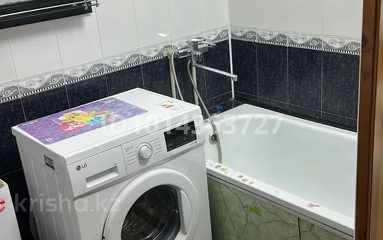1-комнатная квартира · 35 м² · 3/5 этаж, 8-й микрорайон 30 — 23 школа за 150 000 ₸ в Шымкенте, Туран р-н — фото 2