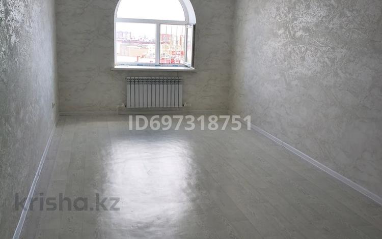2-комнатная квартира · 64 м² · 10/10 этаж, мкр. Алтын орда, Мангилик ел 20 — Мустафа шокай за 150 000 ₸ в Актобе — фото 26