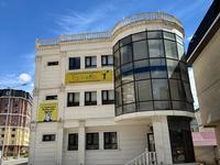 Кеңселер, дүкендер мен бутиктер, қоймалар, қоғамдық тамақтану орны, сұлулық салондары, фитнес және спорт, медорталықтар мен дәріханалар, білім орталықтары, конференц-залдар, кабинеттер және жұмыс орындары, студиялар · 328 м², бағасы: 1.6 млн 〒 в Актау, 17-й мкр