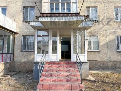 Офисы, магазины и бутики, салоны красоты, медцентры и аптеки, образование · 47 м² за 24.8 млн ₸ в Талдыкоргане, мкр Жастар