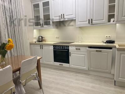 3-бөлмелі пәтер · 100 м² · 2/5 қабат, Кабанбай батыра 7 — Школа #17, бағасы: 79 млн ₸ в Астане, Нура р-н