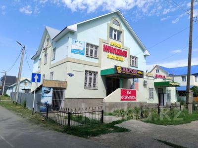 Дүкендер мен бутиктер · 690.7 м², бағасы: ~ 101.3 млн ₸ в Аксае