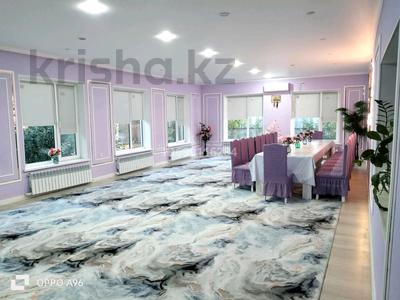 Дом · 5 комнат · 250 м², мкр. Зачаганск пгт, Зачаганск пгт 8 за 60 000 〒 в Уральске