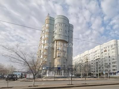 2-комнатная квартира · 60 м² · 3/9 этаж, Жарбосынова 62 за 210 000 〒 в Атырау
