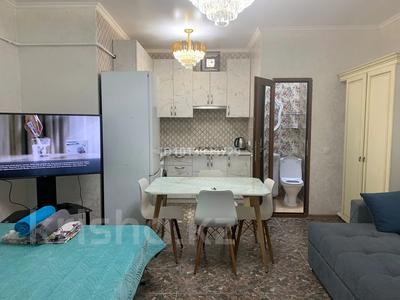 1-комнатная квартира · 25 м² · 1/2 этаж, Туркменская 15 — Район Назарбаева-Жансугурова ул. Туркменская 15 Рядом Цум Арбат 2 остановки, Мега Парк на ул. Сейфуллина, Магнум, Комфорт, Метро «Райымбека», Зеленый базар, Пассаж, Воказал 2, от центра 2 остановки. за 200 000 ₸ в Алматы, Жетысуский р-н