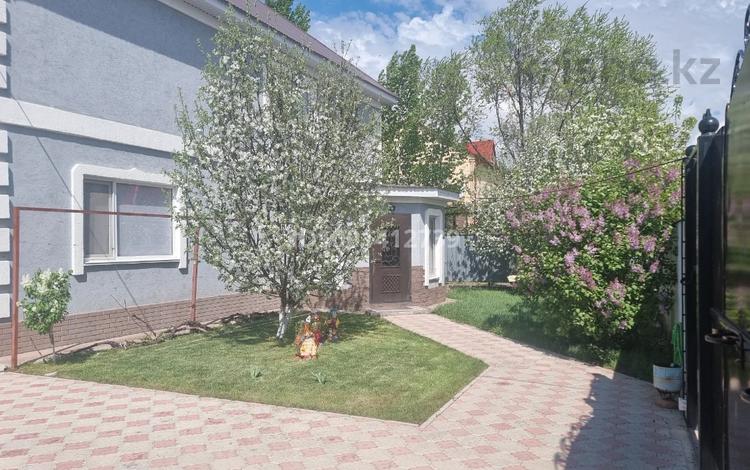 Отдельный дом · 6 комнат · 225 м² · 6 сот., 3 микрорайон 45/3 за 85 млн 〒 в Аксае — фото 2