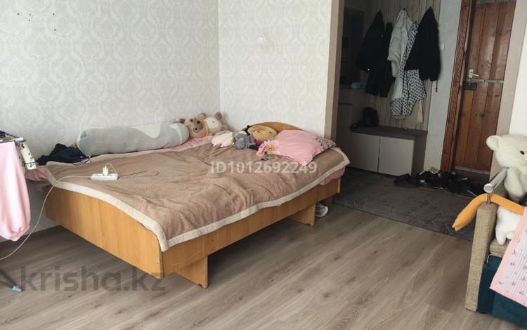 2-бөлмелі пәтер · 56 м² · 5/5 қабат, Сеченова 8 — Областной больницы,школы,магазина, бағасы: 150 000 ₸ в Семее — фото 2