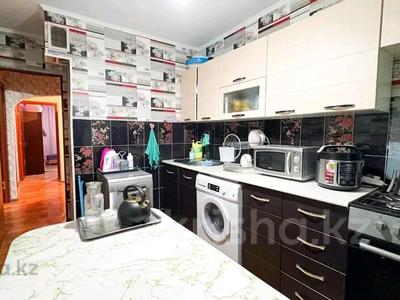 4-комнатная квартира · 74 м² · 5/5 этаж, Самал 42 за 18.8 млн 〒 в Талдыкоргане, мкр Самал