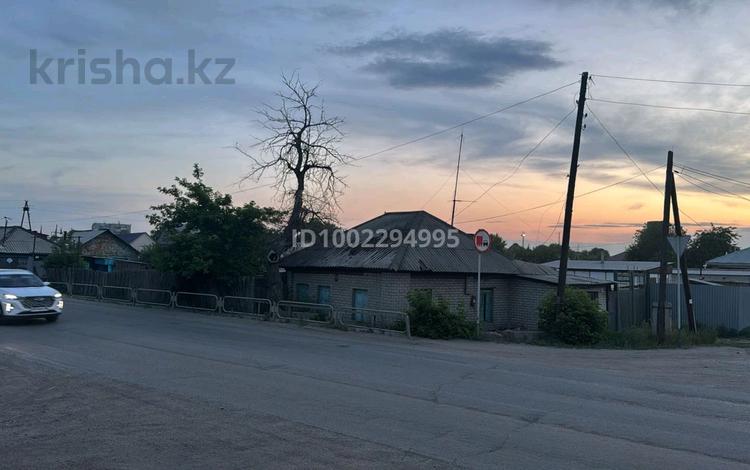 Отдельный дом · 3 комнаты · 100 м² · 5 сот., Мичурина 19 — ул. Мичурина ул.Блогаева за 15 млн ₸ в Семее — фото 2
