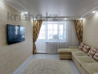 2-комнатная квартира, 54 м², 6/9 этаж, Кизатова за ~ 23.7 млн 〒 в Петропавловске