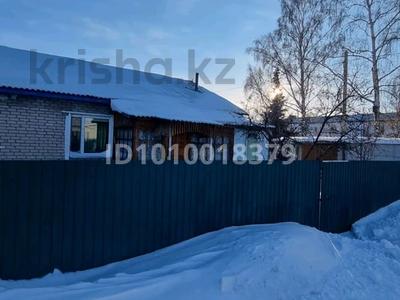 Үйдің бір бөлігі · 4 бөлме · 91 м² · 10 сот., Нефтяников 8/2 — Школы и магазина, бағасы: ~ 14 млн 〒 в Петерфельде