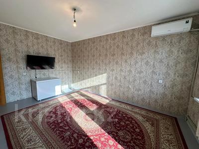 3-комнатная квартира, 70 м², 4/5 этаж, мкр Север за 23.8 млн 〒 в Шымкенте, Енбекшинский р-н