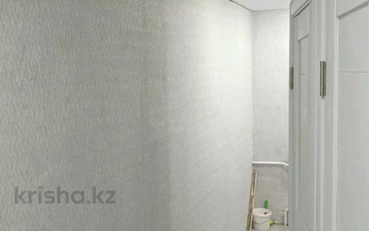 2-комнатная квартира · 44.5 м² · 5/5 этаж, Абая за 17.5 млн 〒 в Петропавловске — фото 2