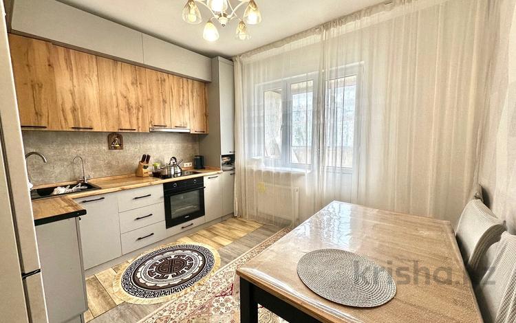 3-комнатная квартира · 85 м² · 6/10 этаж, мкр Аксай-1, Саина за 52 млн ₸ в Алматы, Ауэзовский р-н — фото 13
