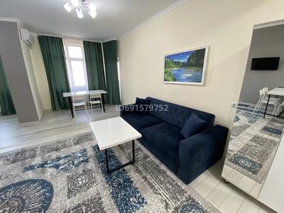 3-комнатная квартира · 78 м² · 16/19 этаж, 7А мкр 21 за 30 000 〒 в Актау