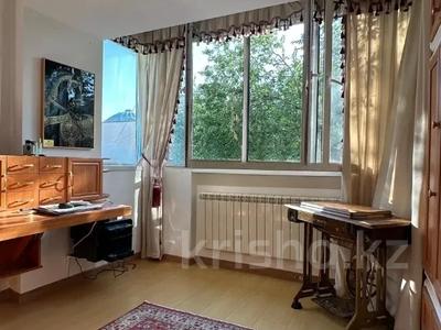 2-комнатная квартира · 55 м² · 4/5 этаж, Гоголя за 65 млн ₸ в Алматы, Медеуский р-н