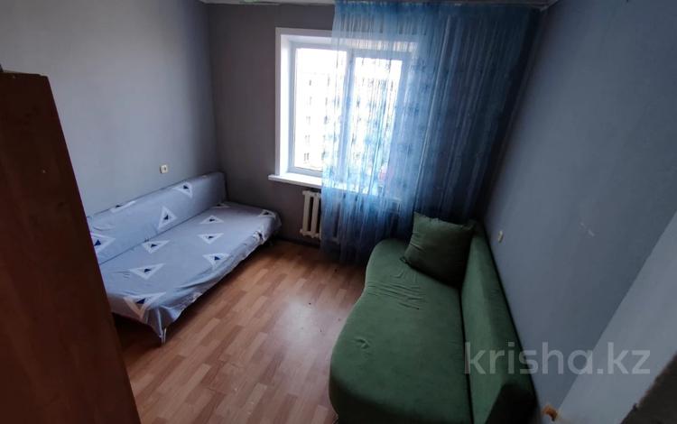 3-комнатная квартира, 65 м², 6/10 этаж, Жукова за ~ 26.8 млн 〒 в Петропавловске — фото 2