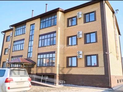 Апартаменты из 10 номеров и ресторан с пабом · 1440 м² за 800 млн ₸ в Уральске
