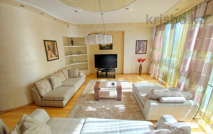 2-комнатная квартира · 85 м² · 18/21 этаж, мкр Самал-2, Достык 162к4 — Жолдасбекова-Достык Плаза за 600 000 ₸ в Алматы, Медеуский р-н — фото 2