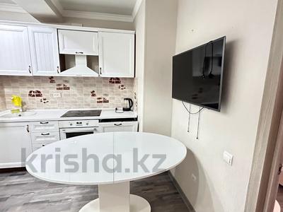 2-бөлмелі пәтер · 72 м² · 9/12 қабат, Рыскулбекова 28, бағасы: 53 млн ₸ в Алматы, Бостандыкский р-н