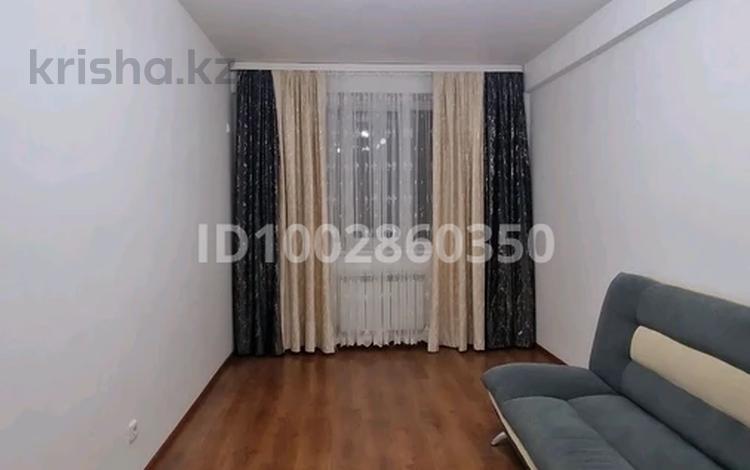3-комнатная квартира · 75 м² · 6/9 этаж, пгт Балыкши, Каршинбая Ахмедиярова 23 — Напротив Ландыш находится на перекрёстке возле Заправки гелиуса за 200 000 ₸ в Атырау — фото 3