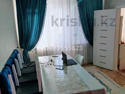 3-бөлмелі пәтер, 47.5 м², 5/5 қабат, Новый город, Пр. Абая 6, бағасы: 13.5 млн 〒 в Актобе, Новый город