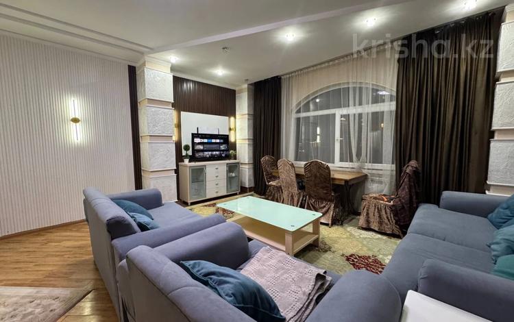 4-комнатная квартира · 150 м² · 5/15 этаж, Ходжанова 76 — Ходжанова - Аль-Фараби за 600 000 ₸ в Алматы, Бостандыкский р-н — фото 31